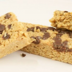 Chocolate chip monster flapjack (30s)